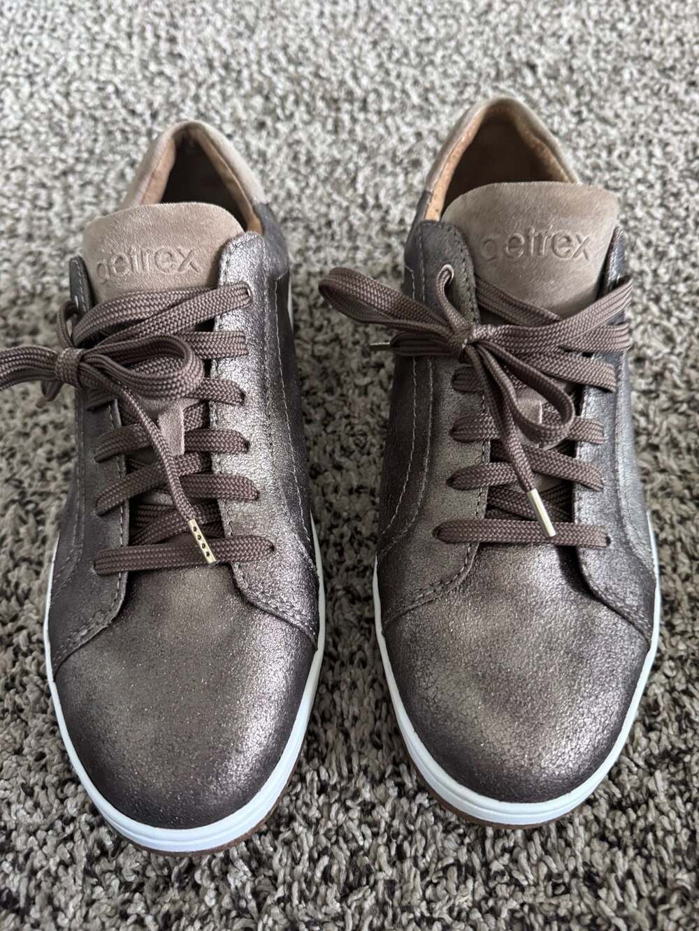 Aetrex Blake Metallic Bronze Leather Lace Up Sneakers Women's Size 10.5-11